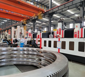 大型高速數控鉆銑床，加工回轉支承